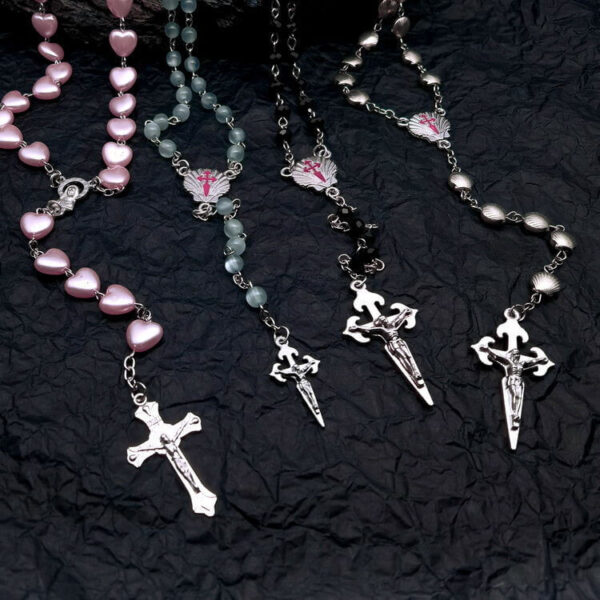 Gothic cross necklace - Image 3