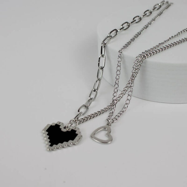 Pixel chains necklace - Image 2