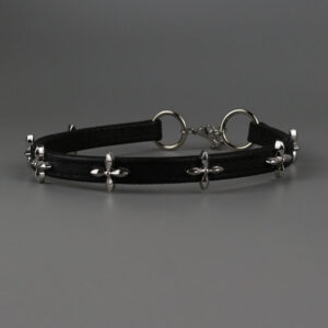 cross choker