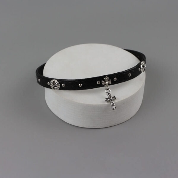 cross  choker - Image 4